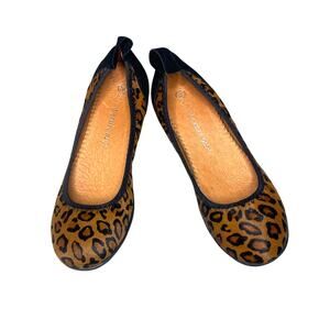 Bernie Mev Bella Me Women 7/38 Leopard Faux Hair Slip On Comfort Flats NWOB